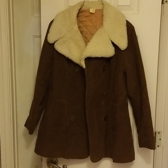 Coat - Picture 1 of 4